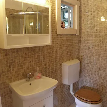 شاليه Luxury Chalet With Pool, Sauna & Wifi