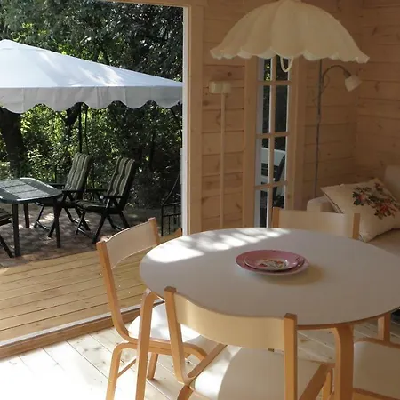 Luxury Chalet With Pool, Sauna & Wifi شاليه Zalakoveskut
