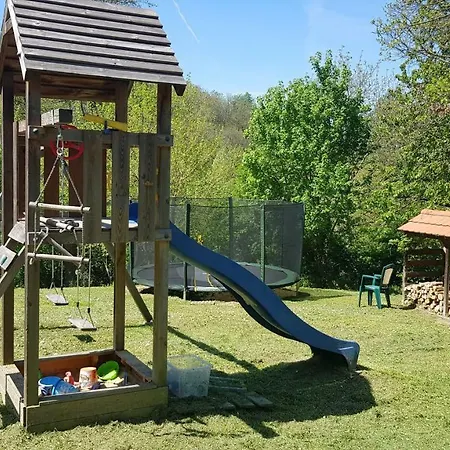 شاليه Luxury Chalet With Pool, Sauna & Wifi Zalakoveskut
